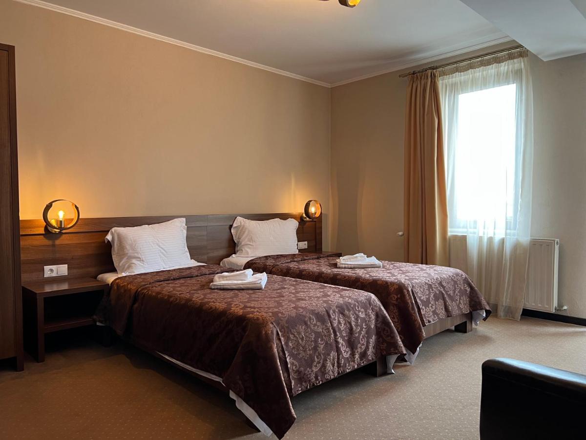 Casa Manu Hotel Сибиу Екстериор снимка